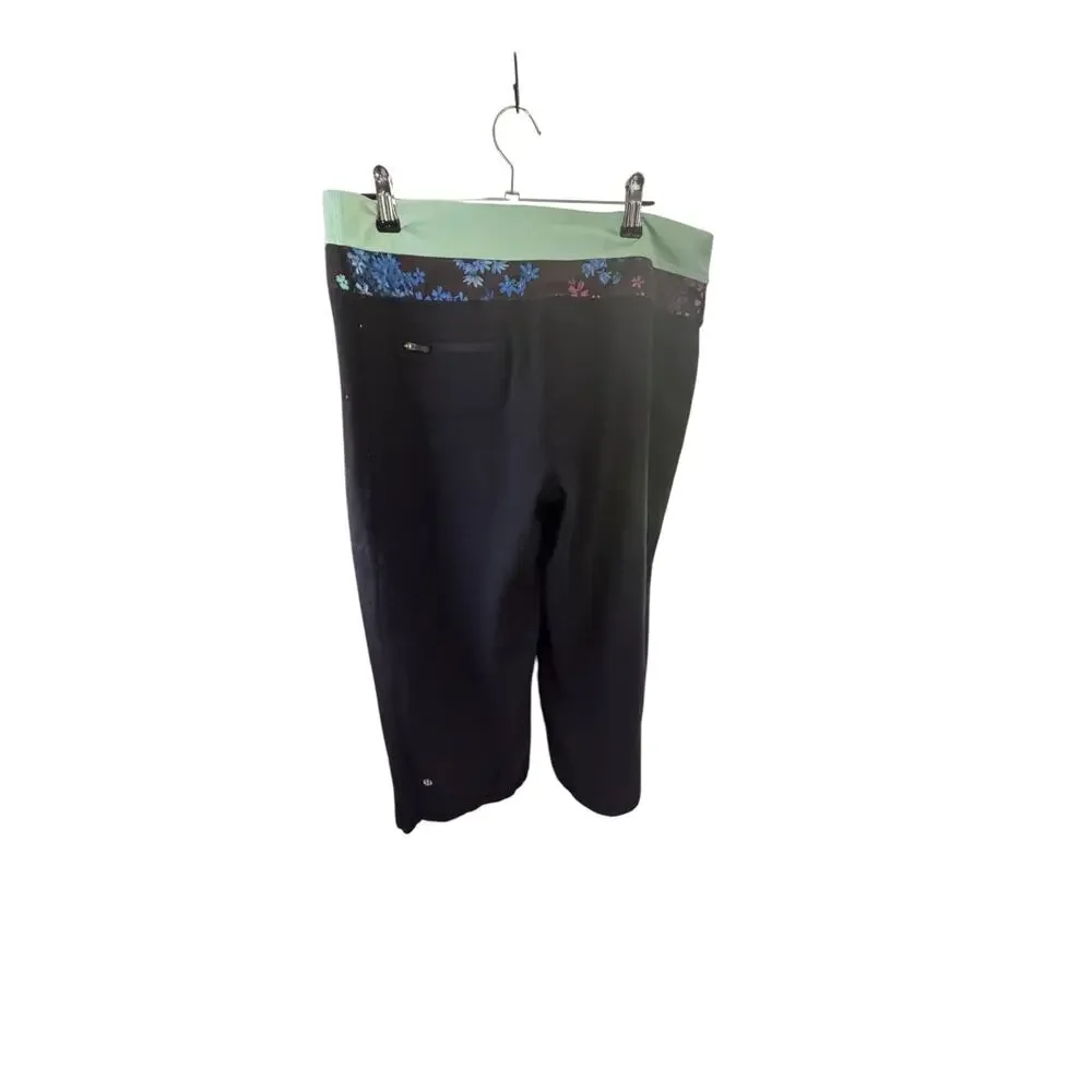 Lululemon V-Waist Crop Leggings Black Sage Accent on waist Size 12